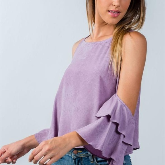 Open Shoulder Bat-wing Top with Ruffles - Picture 1 of 4
